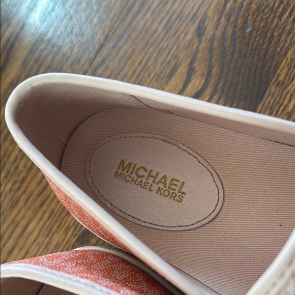 MICHAEL Michael Kors Women’s 8.5 Pink and White Sneakers with Elastic Panels - Picture 3 of 9